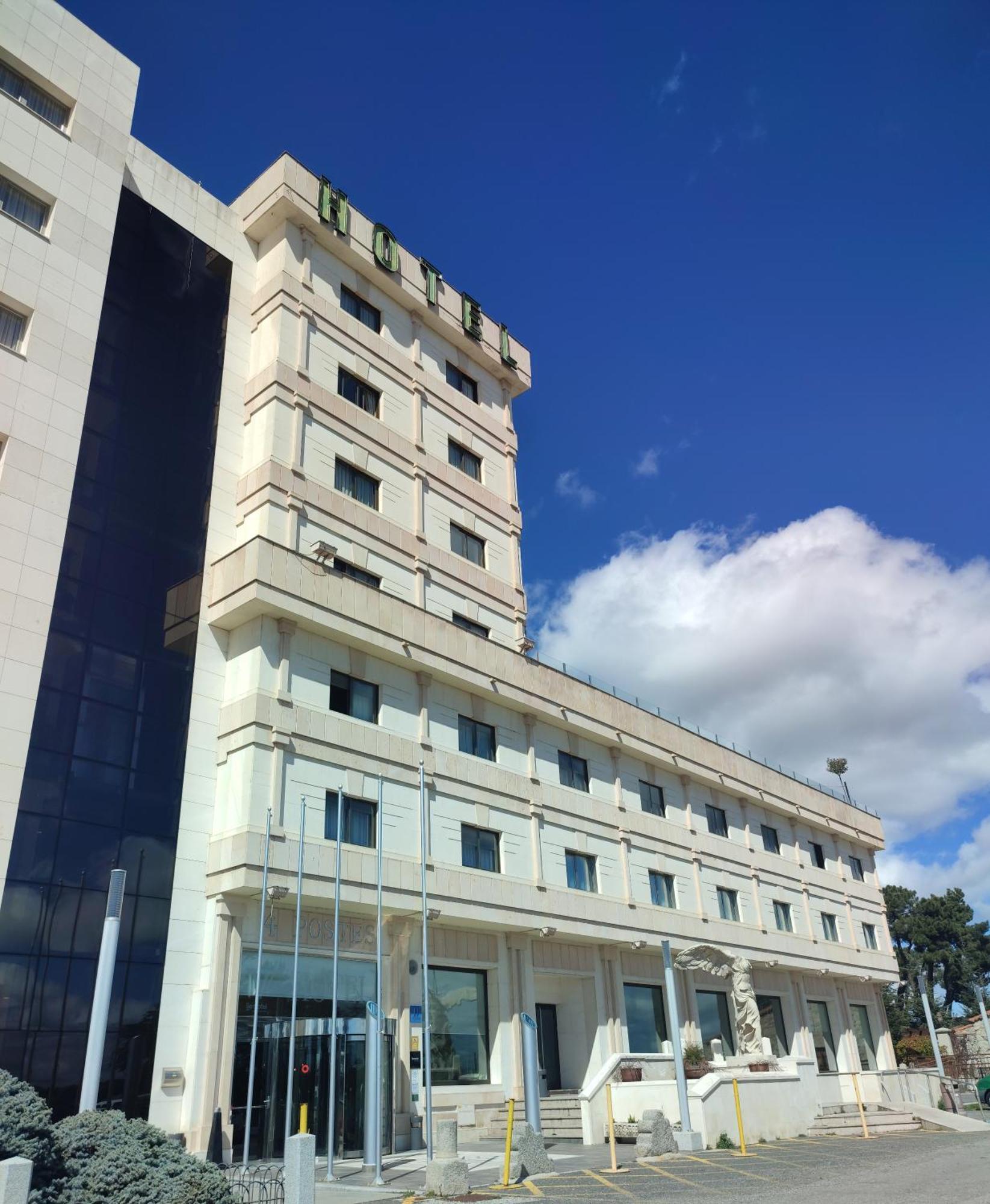 Hotel Sercotel Cuatro Postes Ávila Buitenkant foto