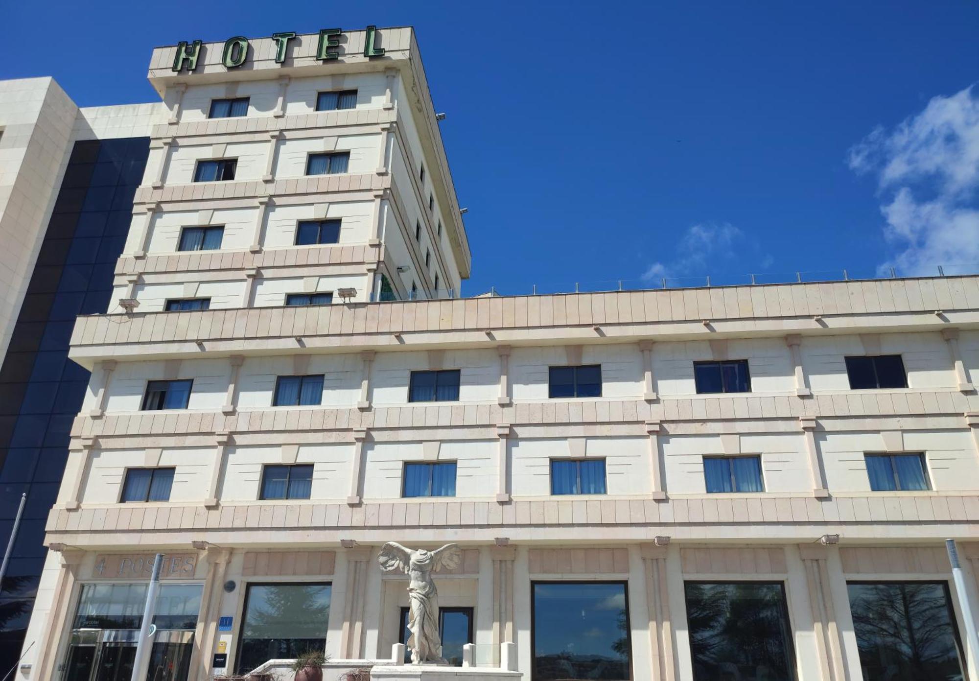Hotel Sercotel Cuatro Postes Ávila Buitenkant foto
