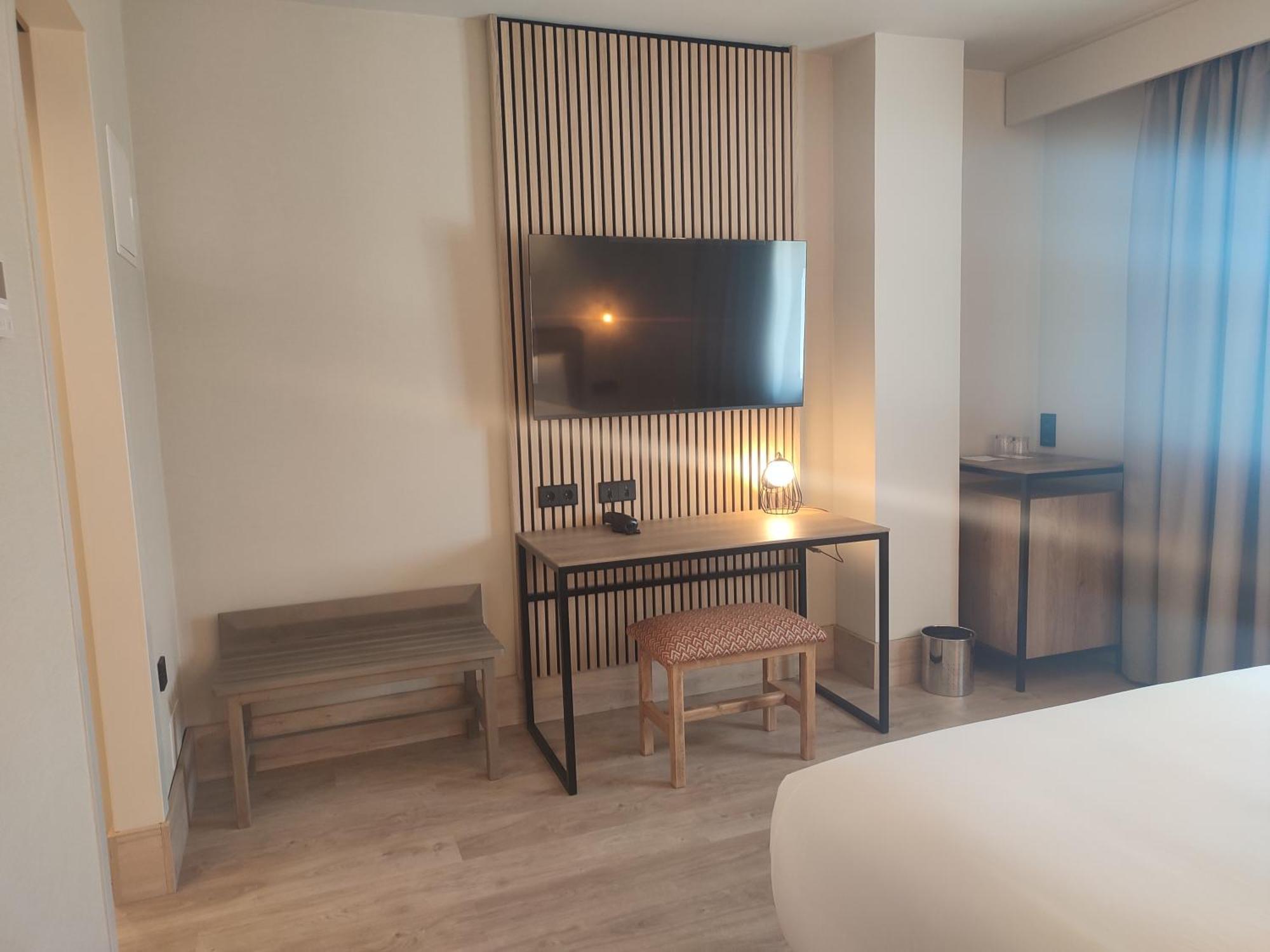 Hotel Sercotel Cuatro Postes Ávila Buitenkant foto