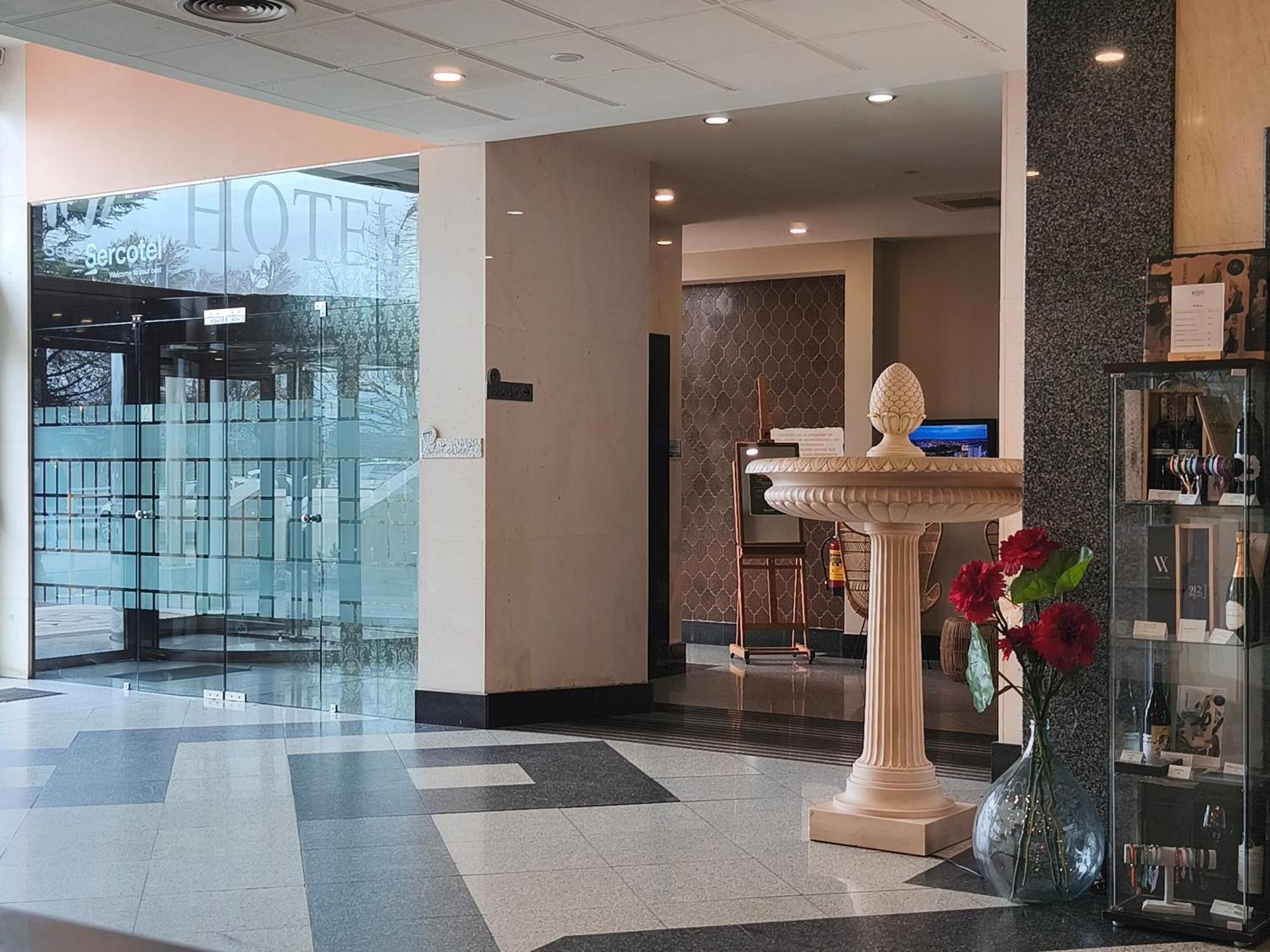 Hotel Sercotel Cuatro Postes Ávila Buitenkant foto