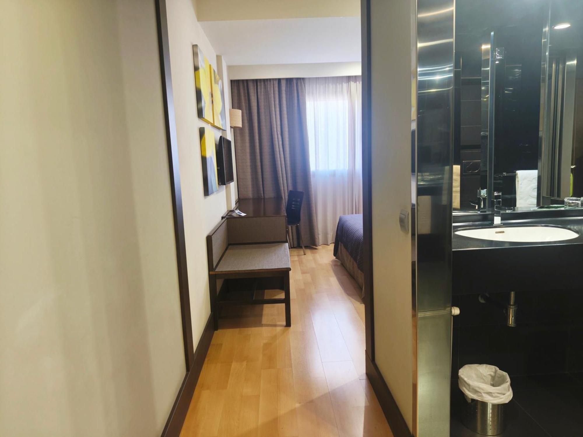 Hotel Sercotel Cuatro Postes Ávila Buitenkant foto